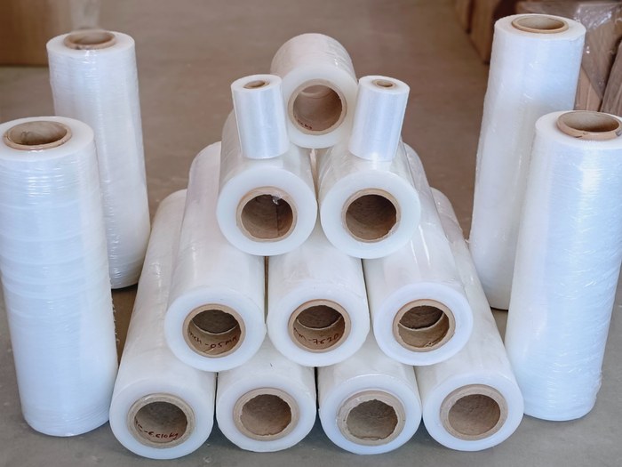 Rolls of stretch film